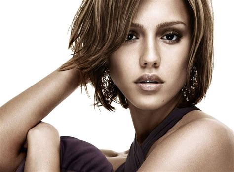 jessica alba short hair|More.